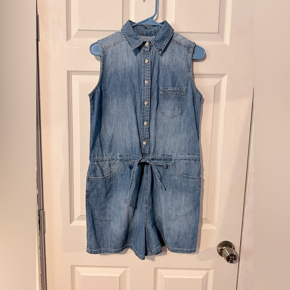 Universal Thread romper